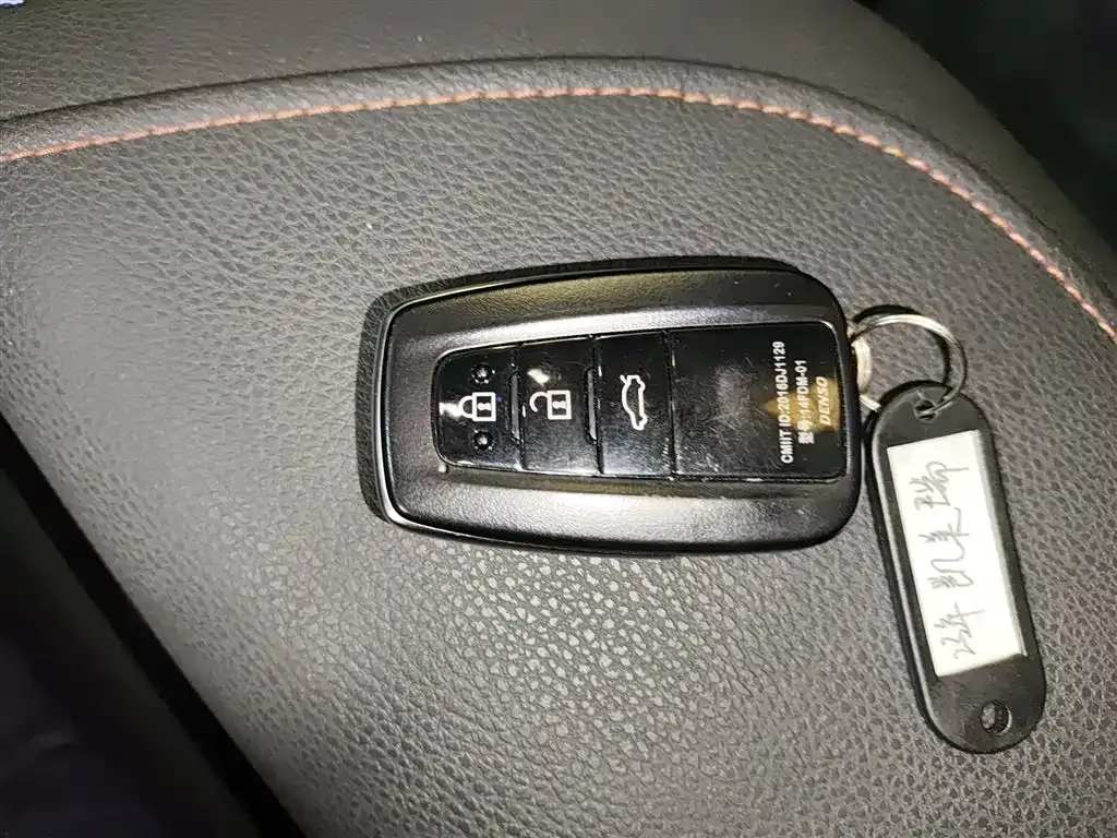 Toyota Camry 2023 из CN, фото 9