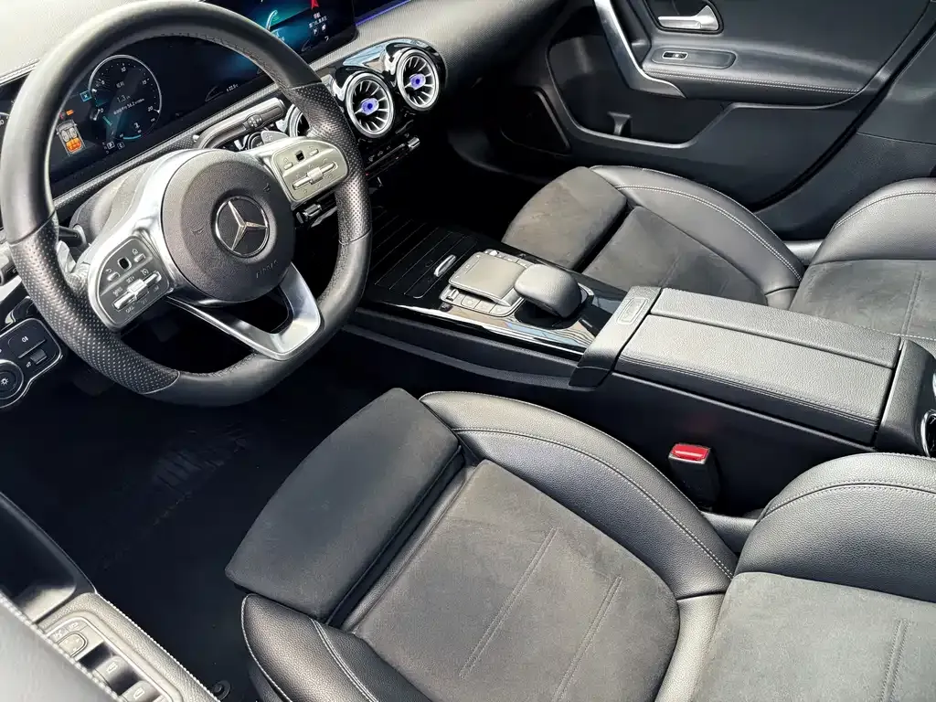 Mercedes-Benz A-Class 2021 из CN, фото 10
