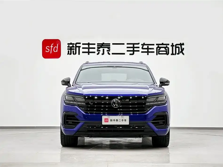 Volkswagen Touareg 2023 из CN, фото 2