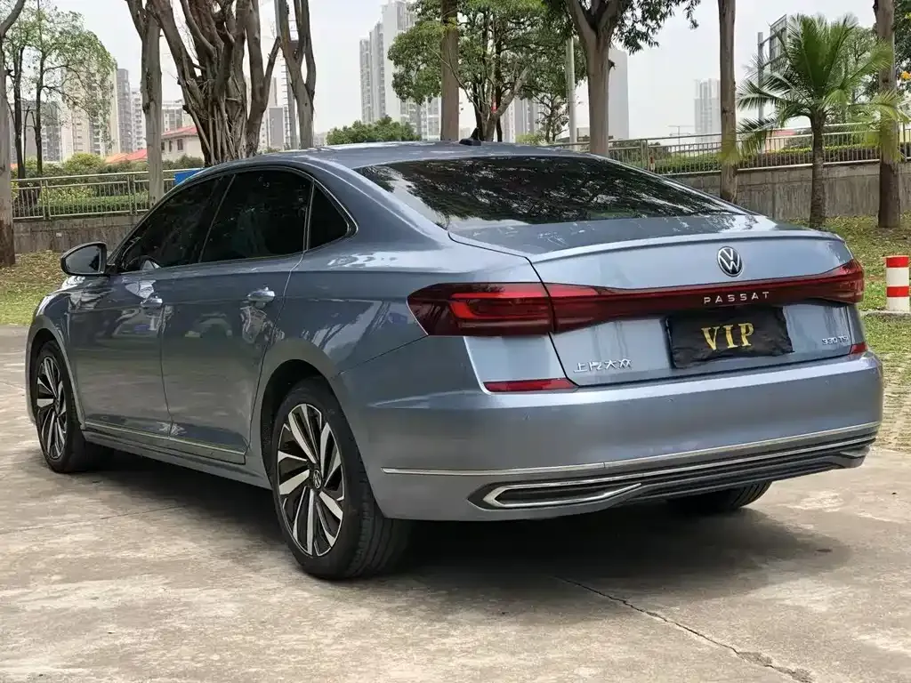 Volkswagen Passat 2022 из CN, фото 4
