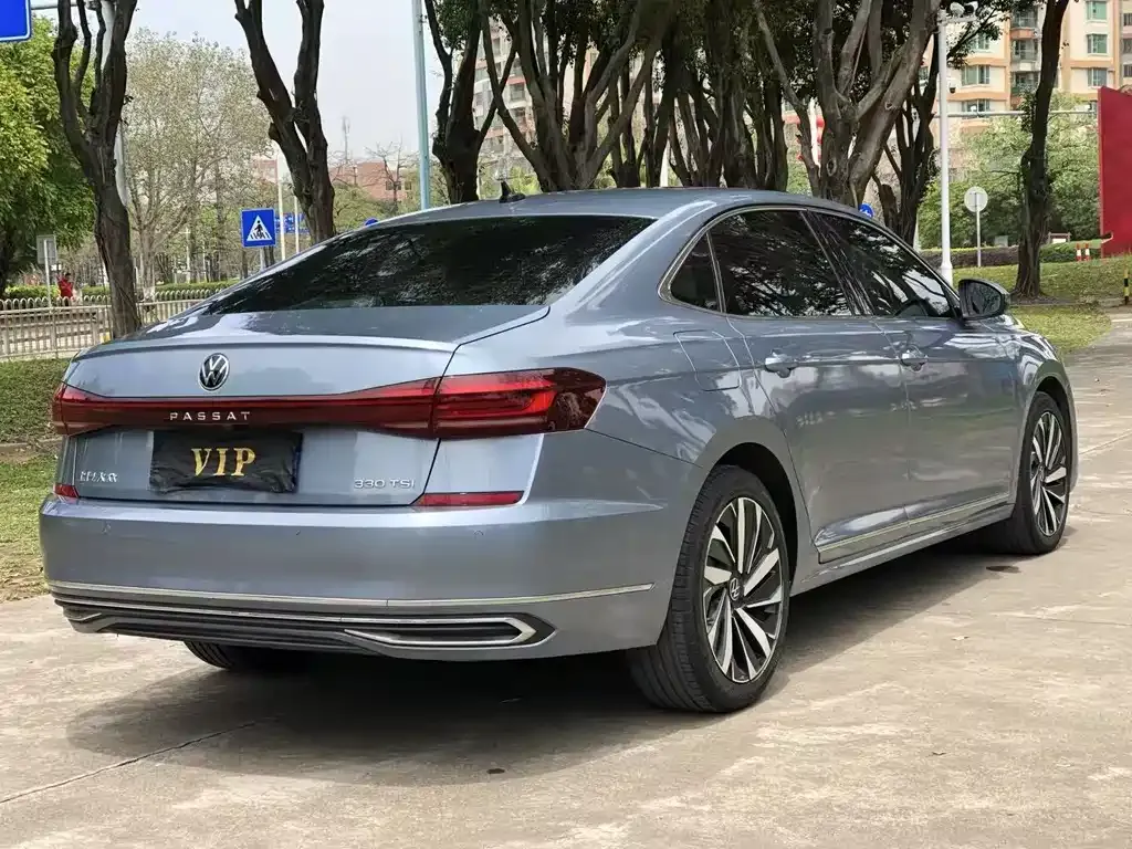 Volkswagen Passat 2022 из CN, фото 5