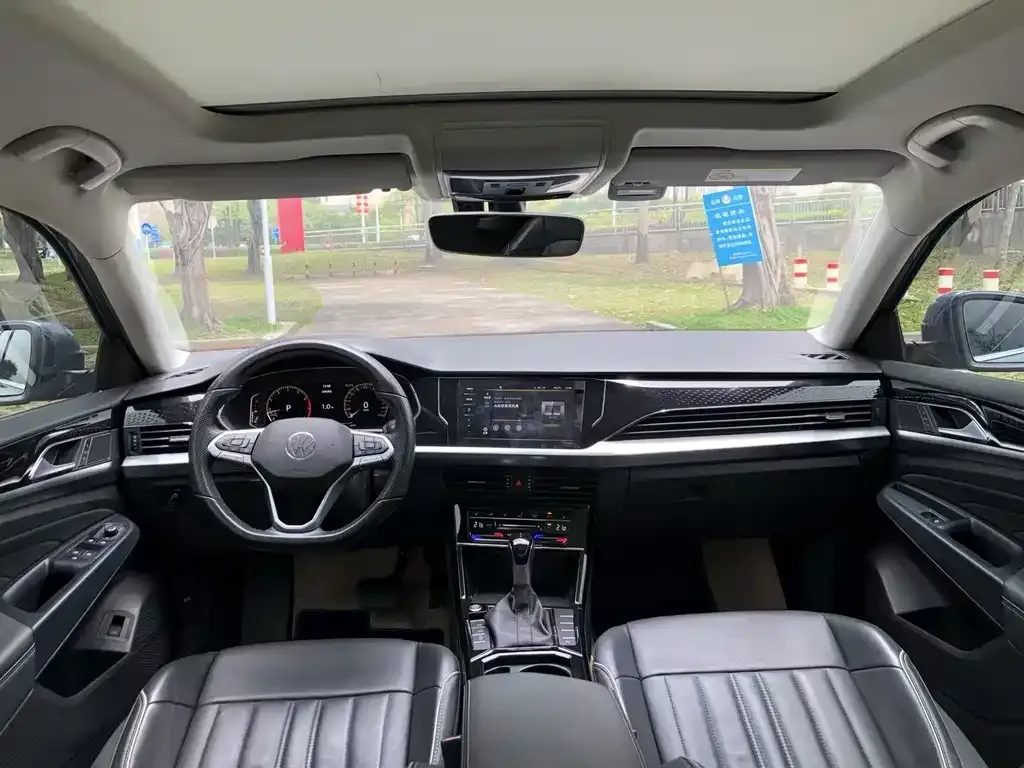 Volkswagen Passat 2022 из CN, фото 8