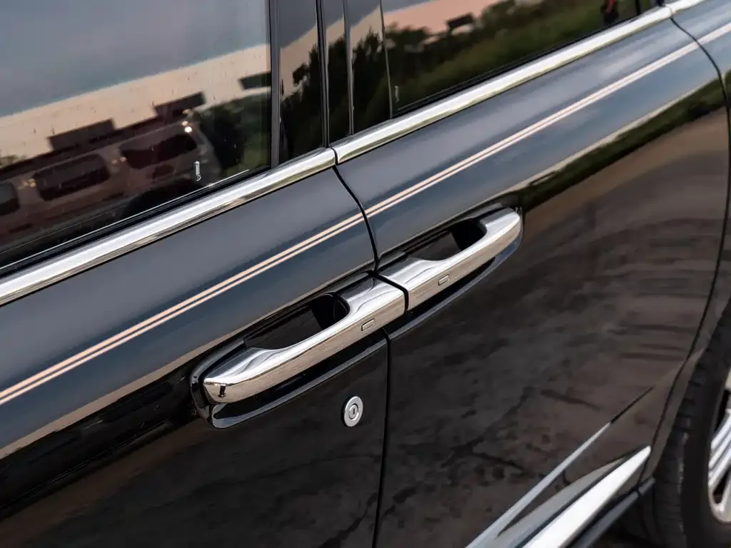 Rolls-Royce Cullinan 2021 из CN, фото 6