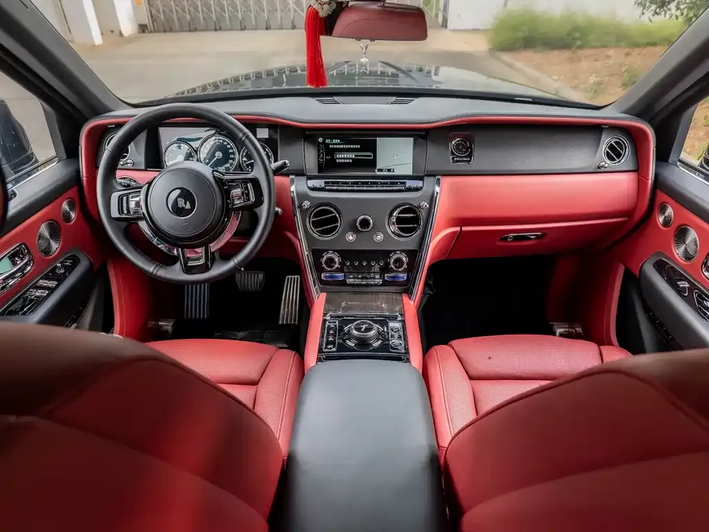 Rolls-Royce Cullinan 2021 из CN, фото 9