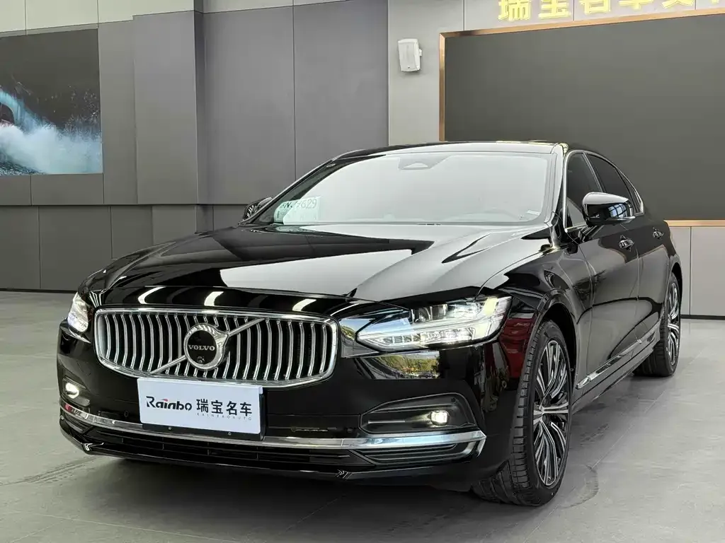Volvo S90 2024 из CN, фото 1