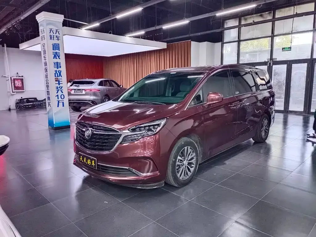 Buick GL8 2023 из CN, фото 1