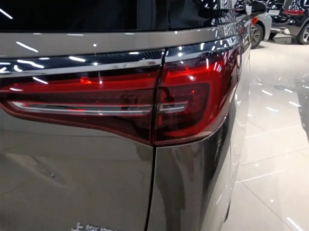 Buick GL8 2021 из CN, фото 8