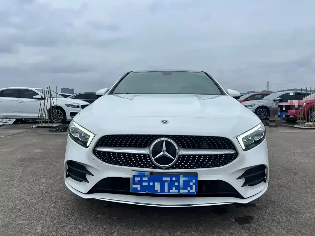 Mercedes-Benz A-Class — фото 10