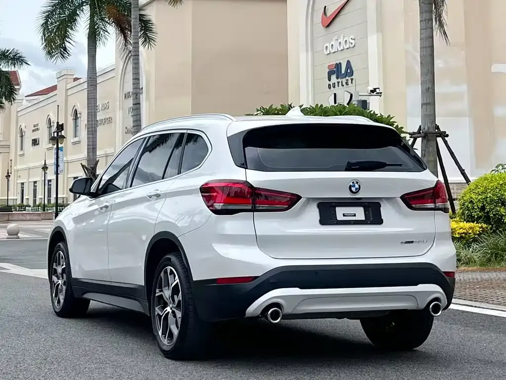 BMW X1 — фото 4