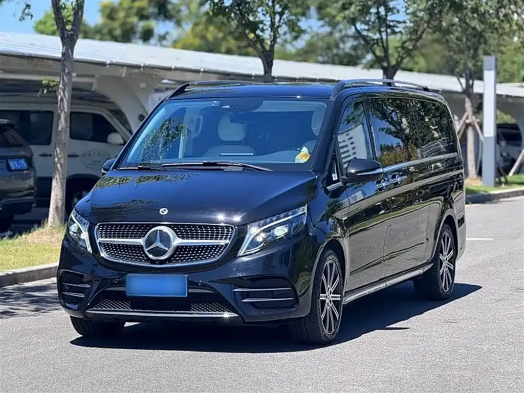 Mercedes-Benz V-Class 2024 из CN, фото 3