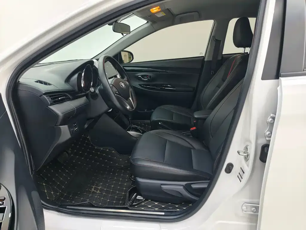 Toyota Yaris L 2022 из CN, фото 7