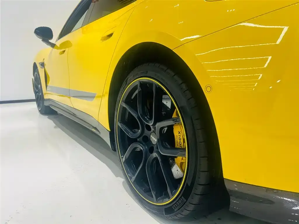 Xiaomi SU7 Ultra 2025 из CN, фото 10