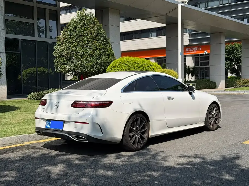 Mercedes-Benz E-Class (Import) 2024 из CN, фото 4