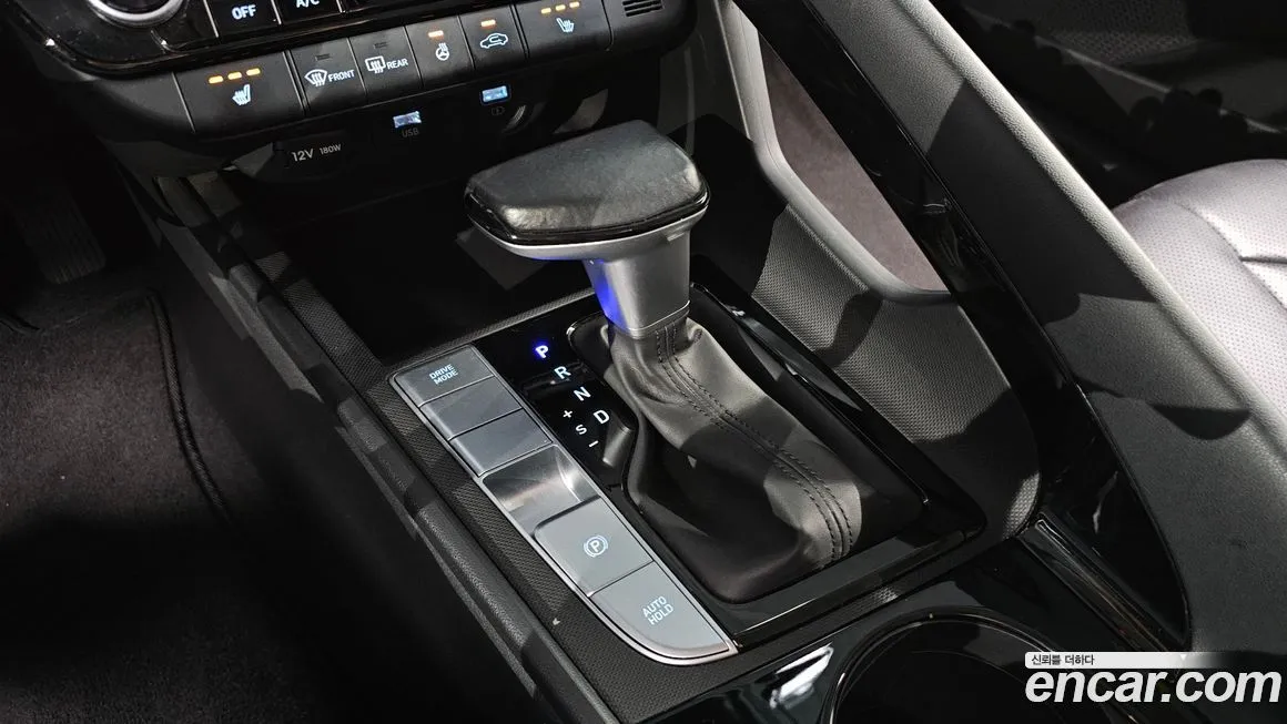 Hyundai AVANTE — фото 9