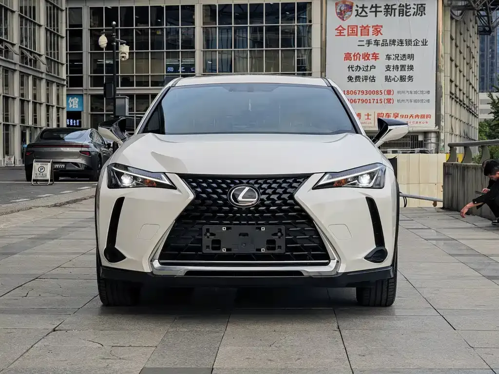 Lexus UX 2022 из CN, фото 2
