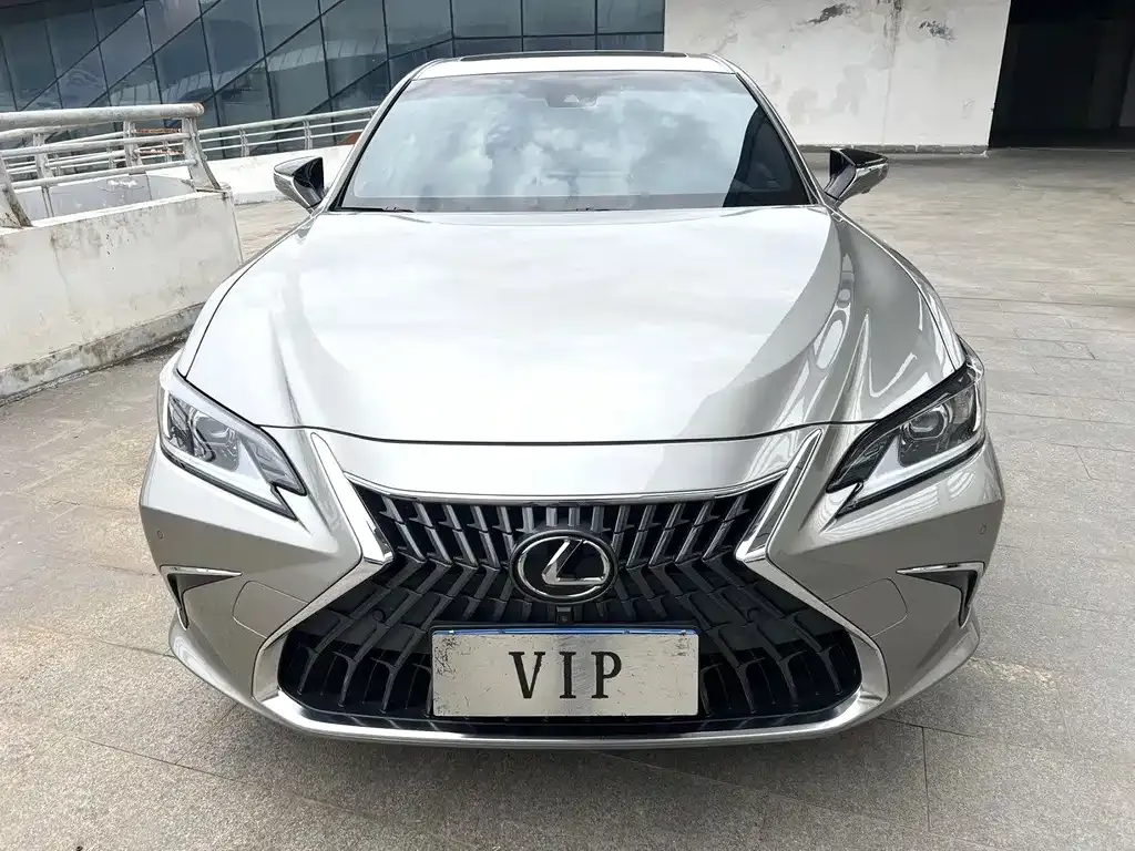 Lexus ES 2022 из CN, фото 2