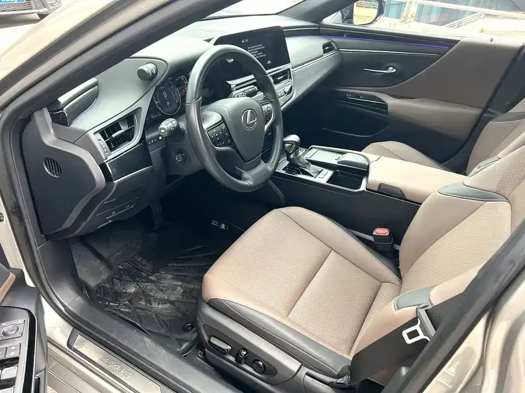 Lexus ES 2022 из CN, фото 6
