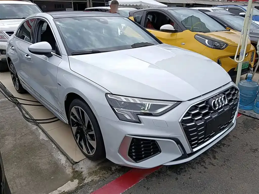 Audi A3 2024 из CN, фото 4