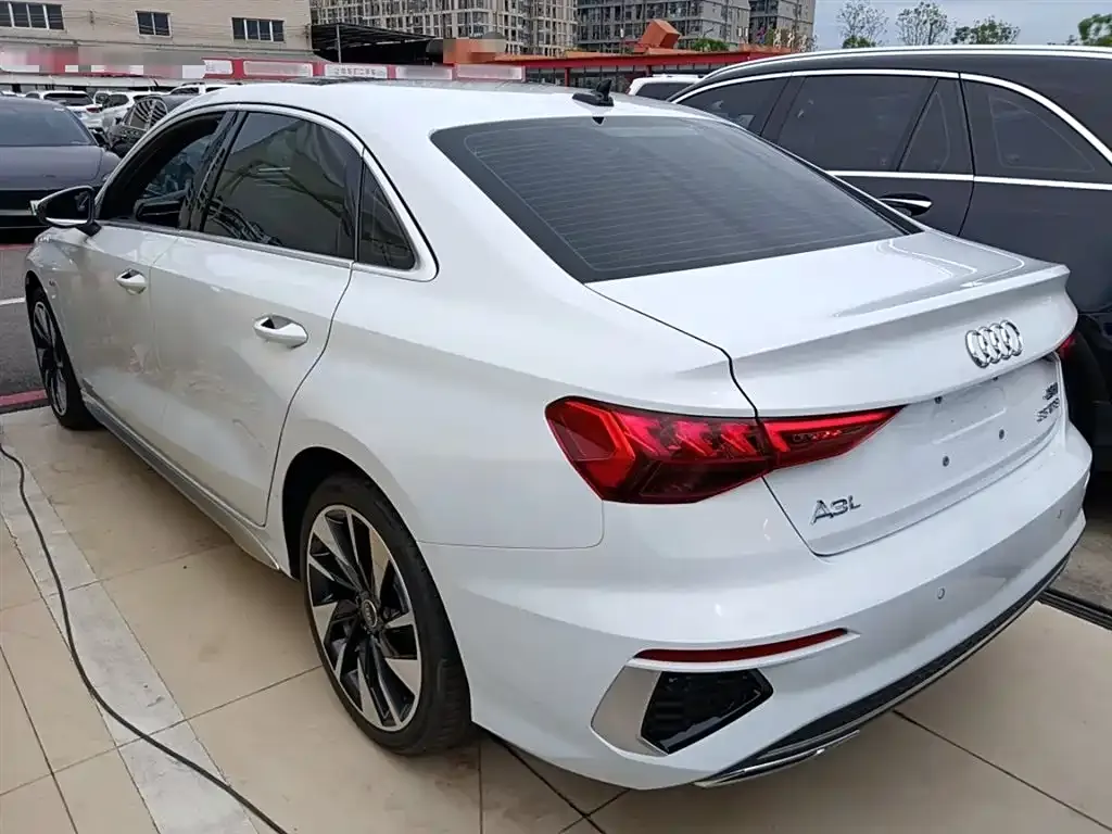 Audi A3 2024 из CN, фото 5
