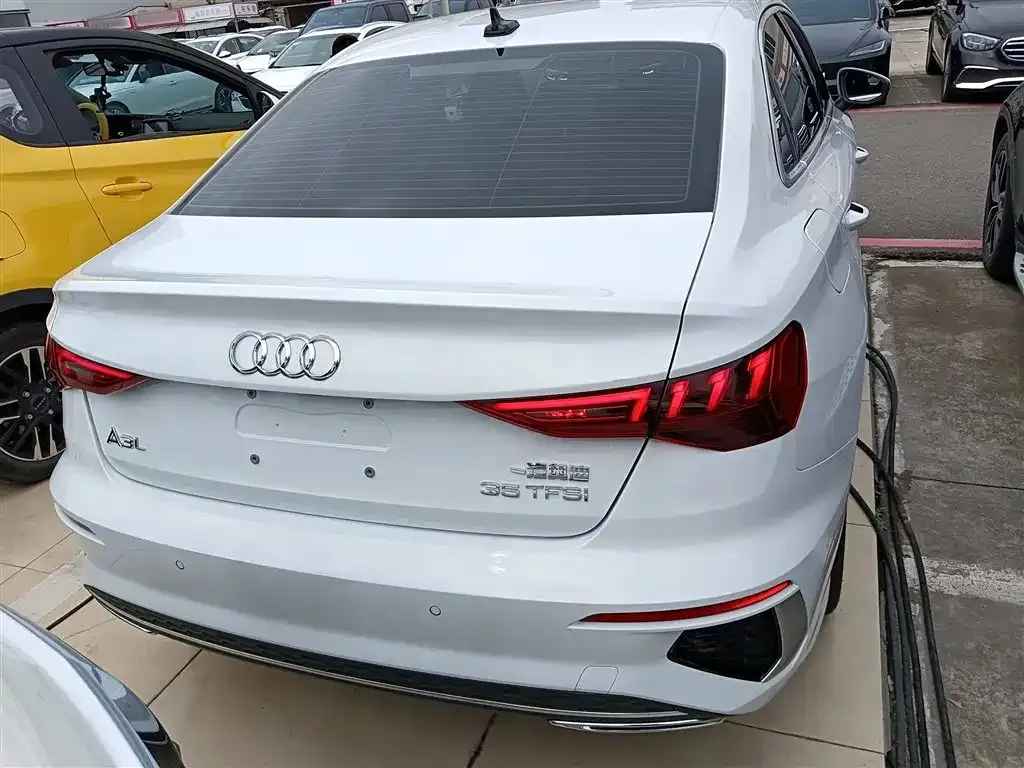 Audi A3 2024 из CN, фото 6