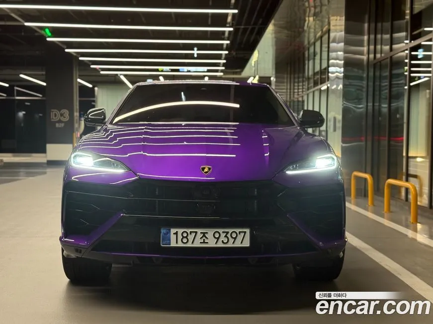 Lamborghini Urus — фото 1
