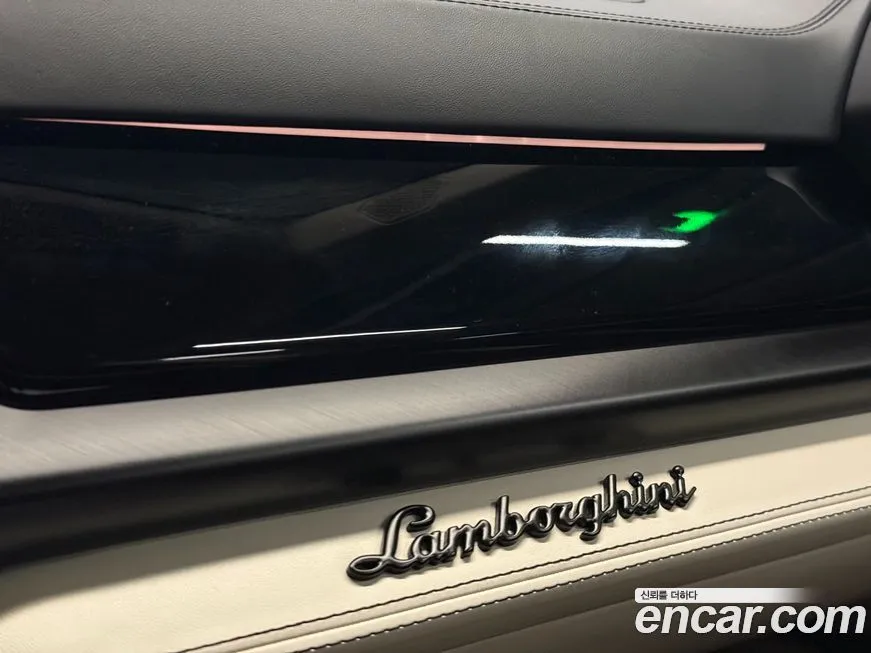 Lamborghini Urus — фото 7