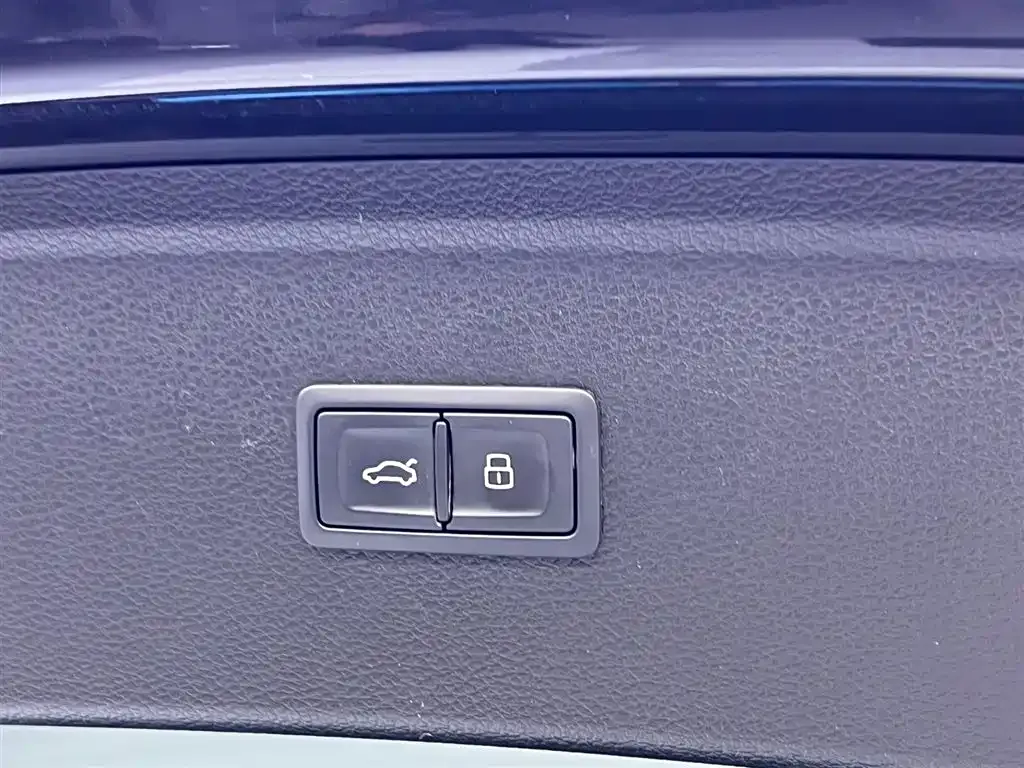 Audi Q5L 2022 из CN, фото 10