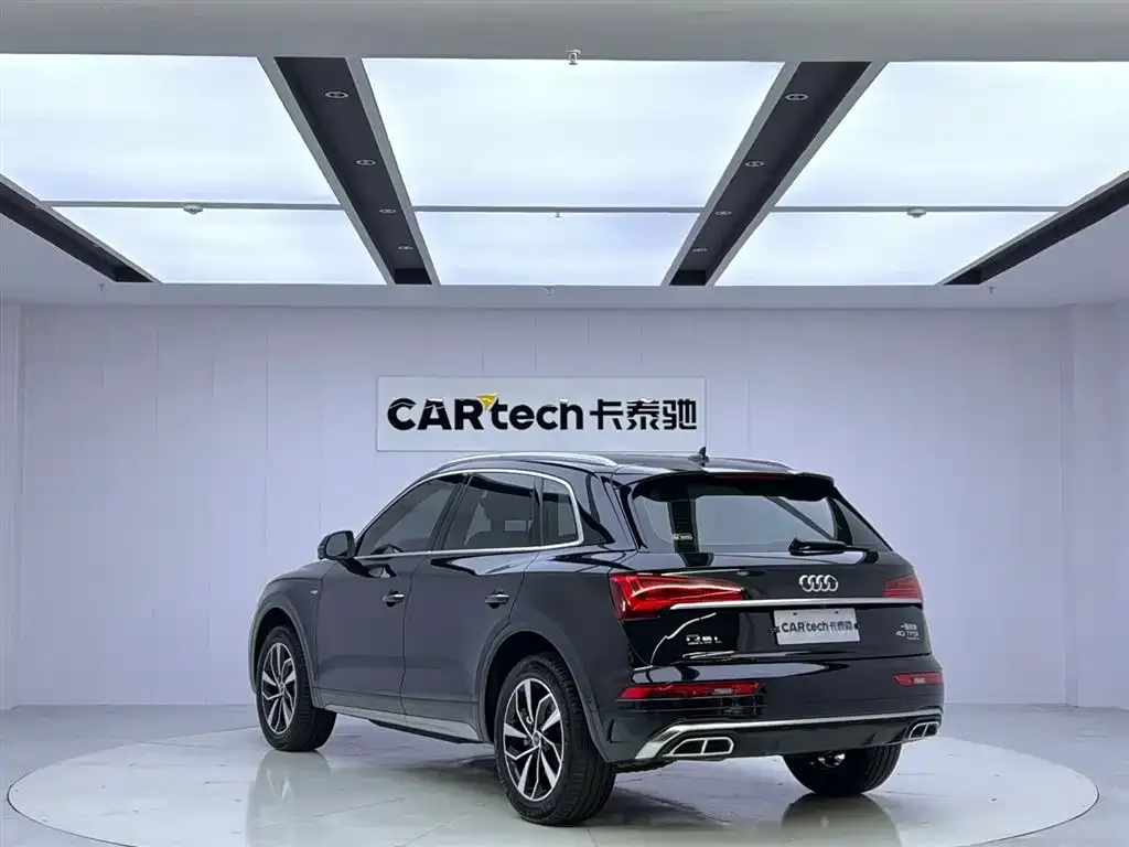Audi Q5L 2022 из CN, фото 3