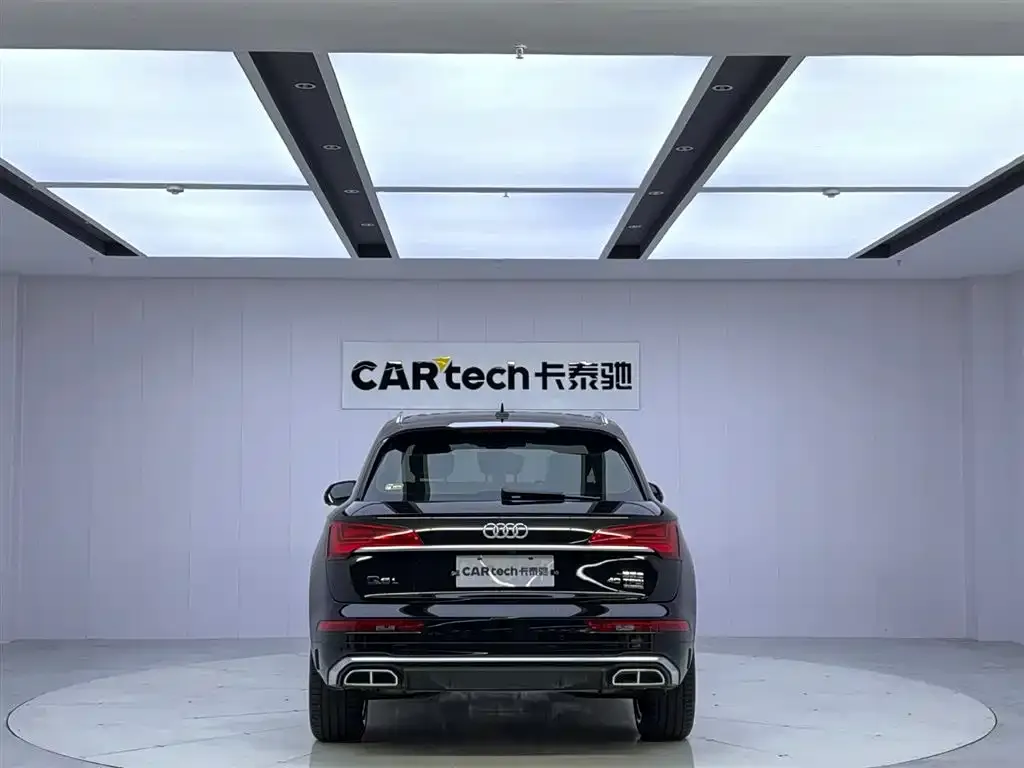 Audi Q5L 2022 из CN, фото 4