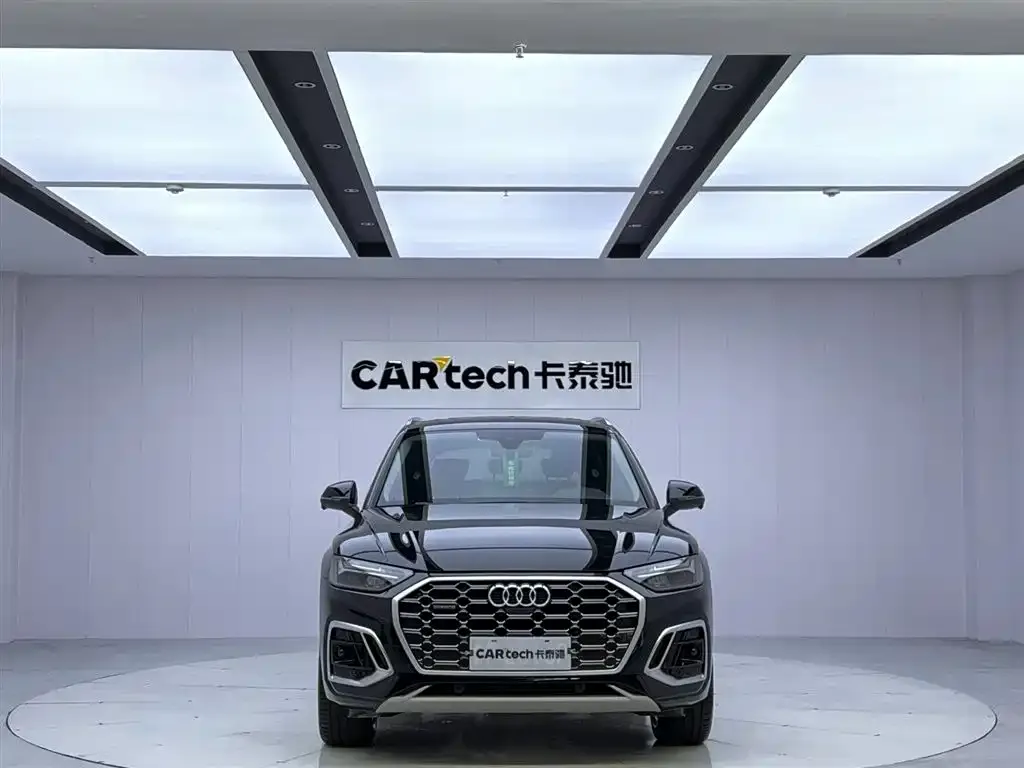 Audi Q5L 2022 из CN, фото 8
