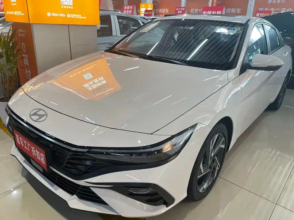 Hyundai Elantra 2025 из CN, фото 1
