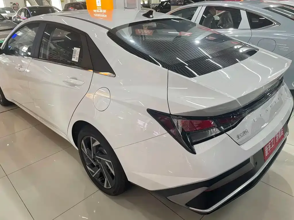 Hyundai Elantra 2025 из CN, фото 6