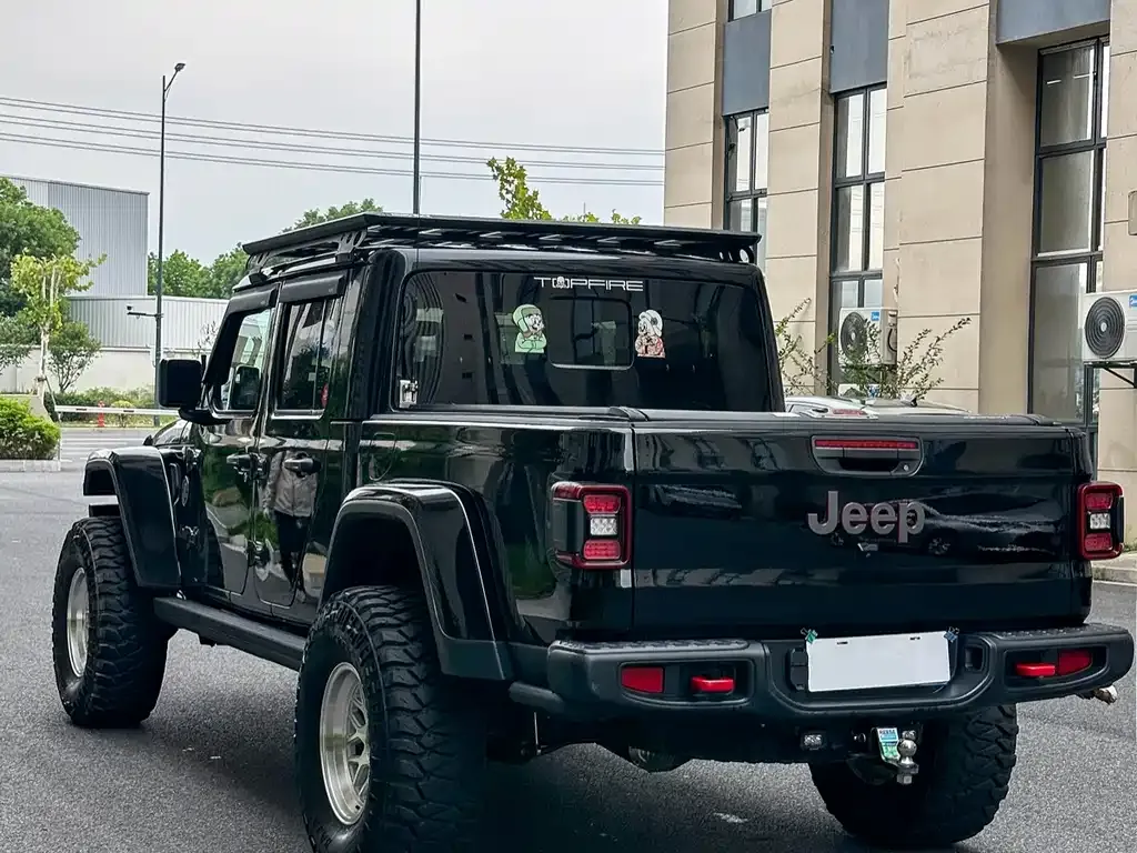 Jeep Gladiator — фото 7