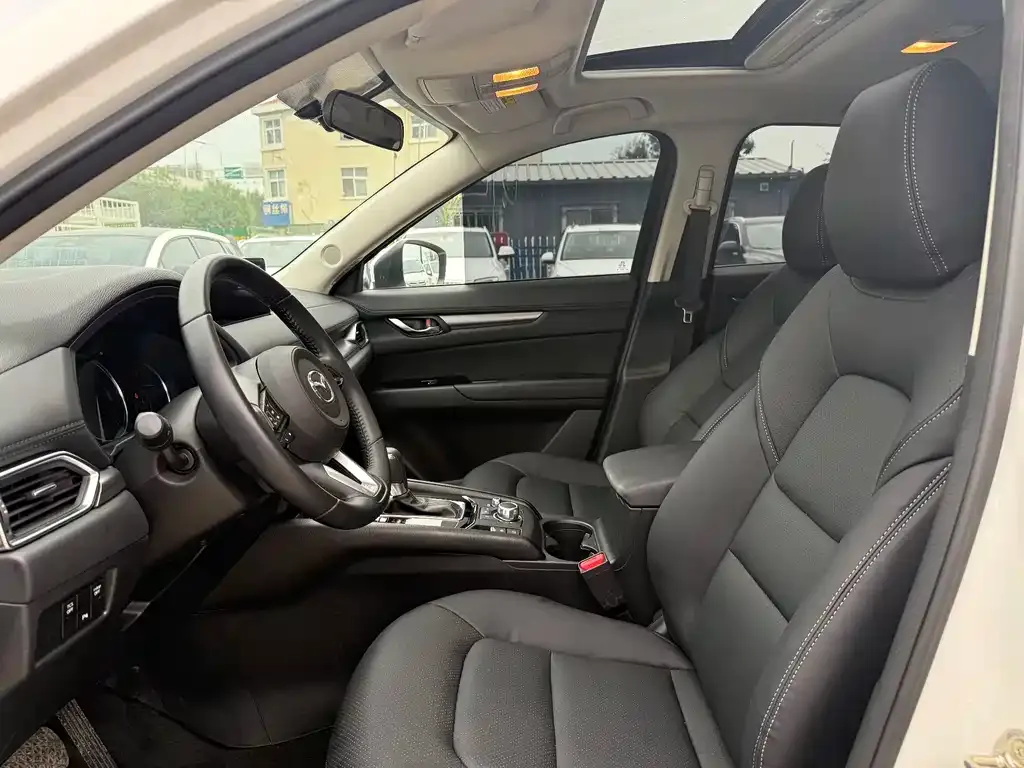 Mazda CX-5 2023 из CN, фото 4