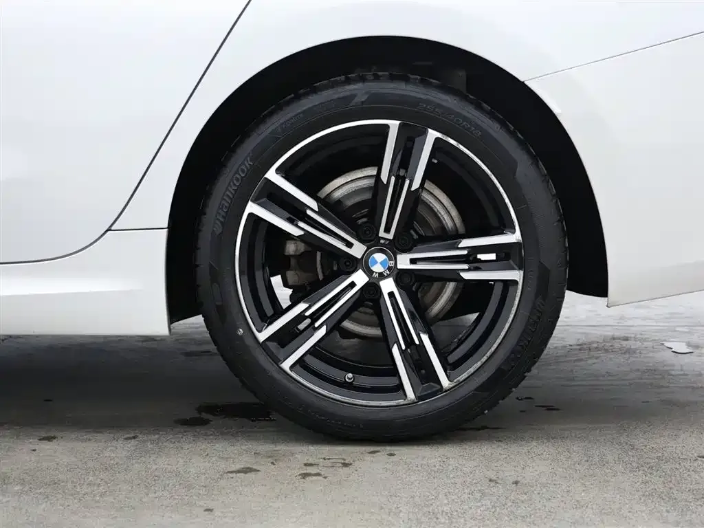 BMW 3 Series 2023 из CN, фото 7