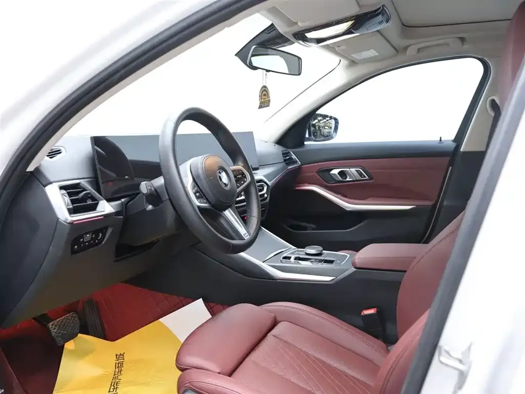 BMW 3 Series 2023 из CN, фото 8