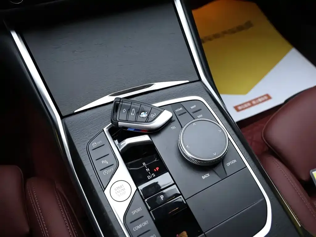 BMW 3 Series 2023 из CN, фото 9