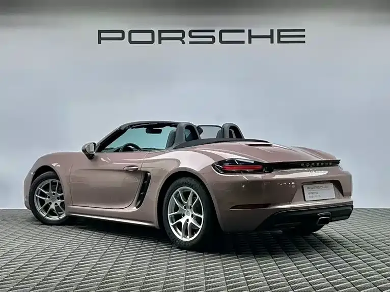 Porsche 718 — фото 6
