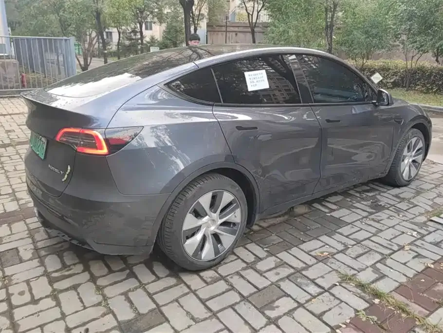 Tesla Model Y 2022 из CN, фото 3