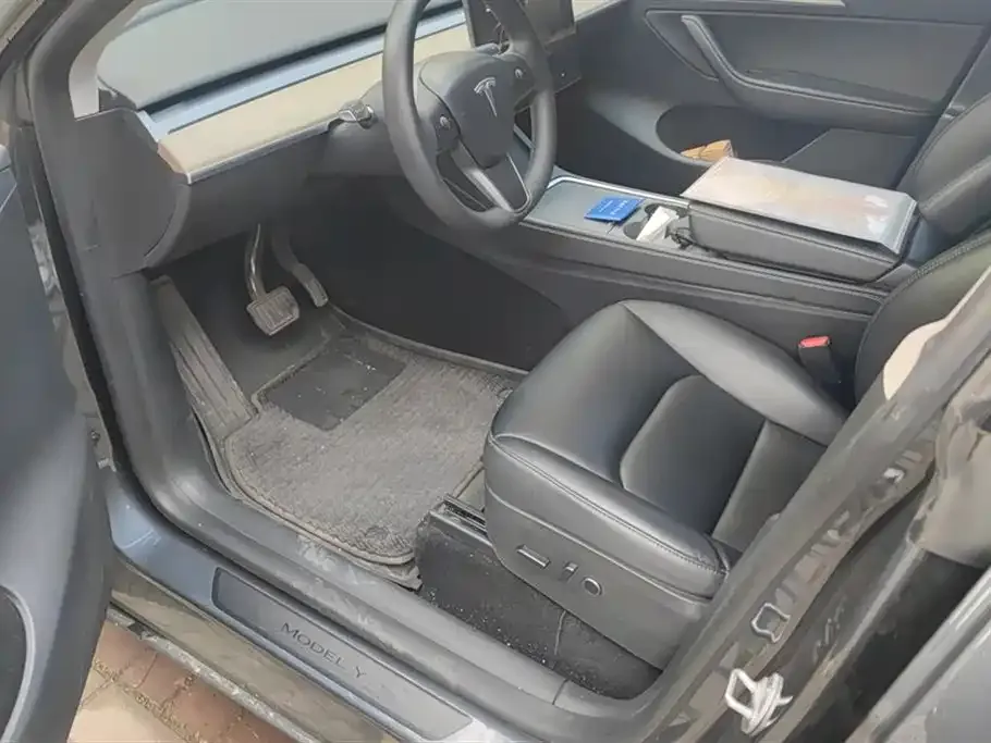 Tesla Model Y 2022 из CN, фото 9