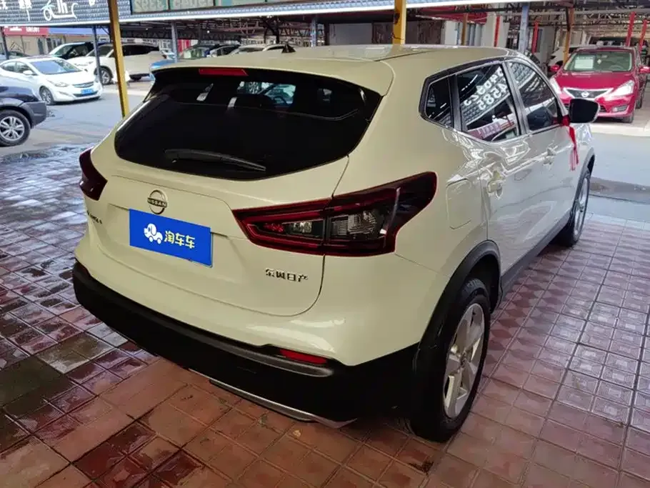 Nissan Qashqai 2023 из CN, фото 3