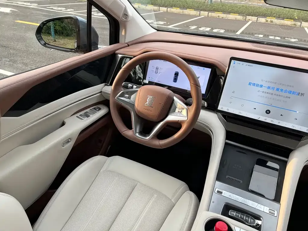BYD Xia 2025 из CN, фото 10