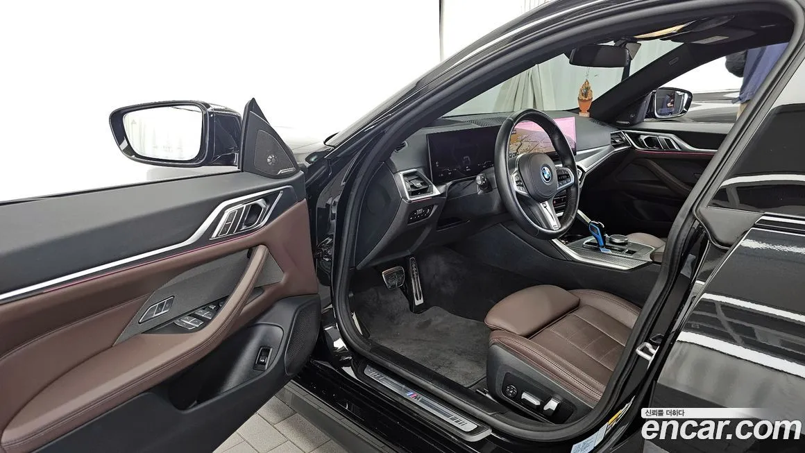 BMW i4 2023 из KR, фото 10