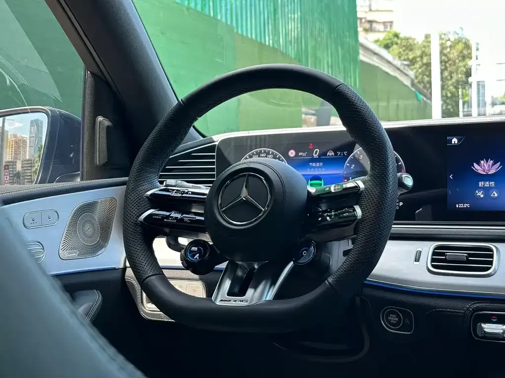 Mercedes-Benz GLE AMG — фото 10