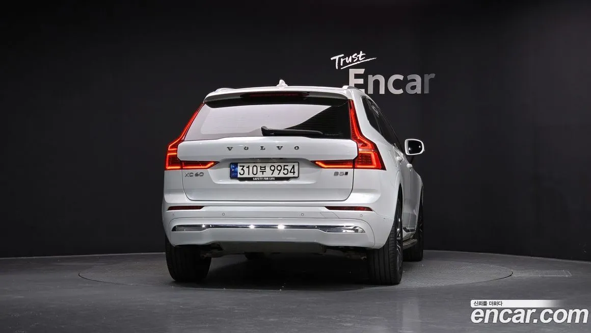 Volvo XC60 — фото 4