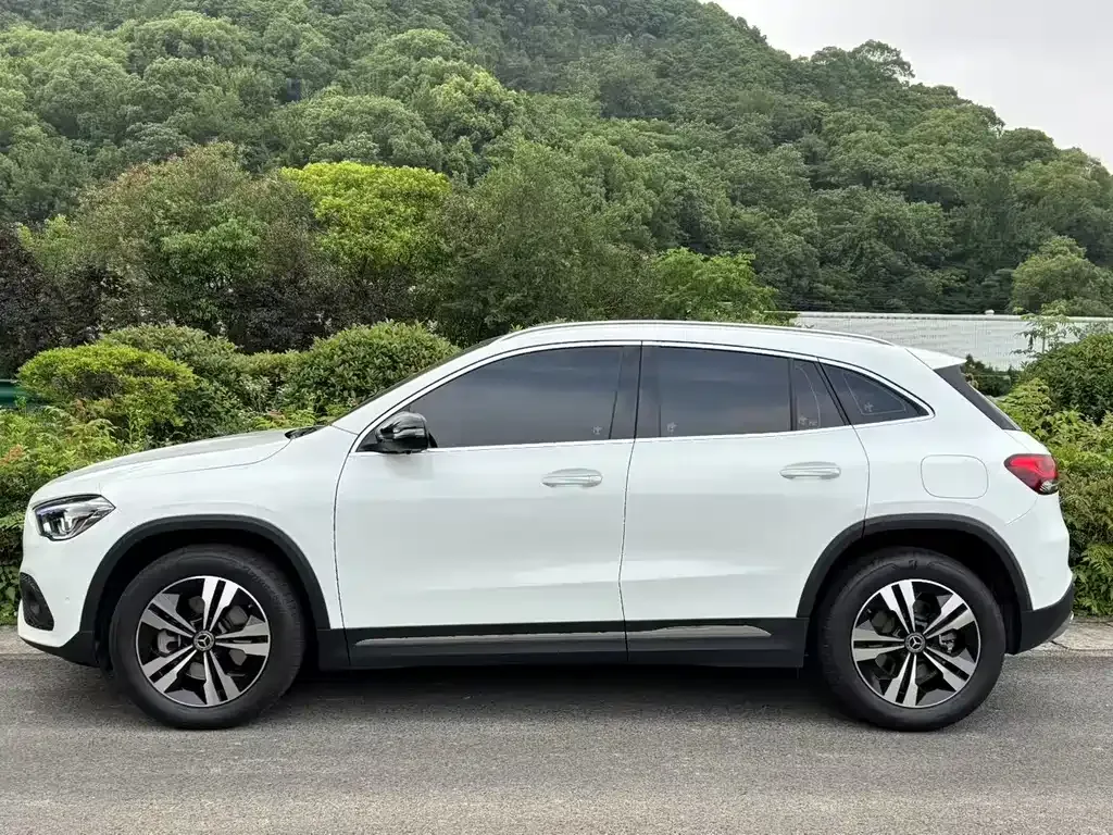Mercedes-Benz GLA 2023 из CN, фото 6