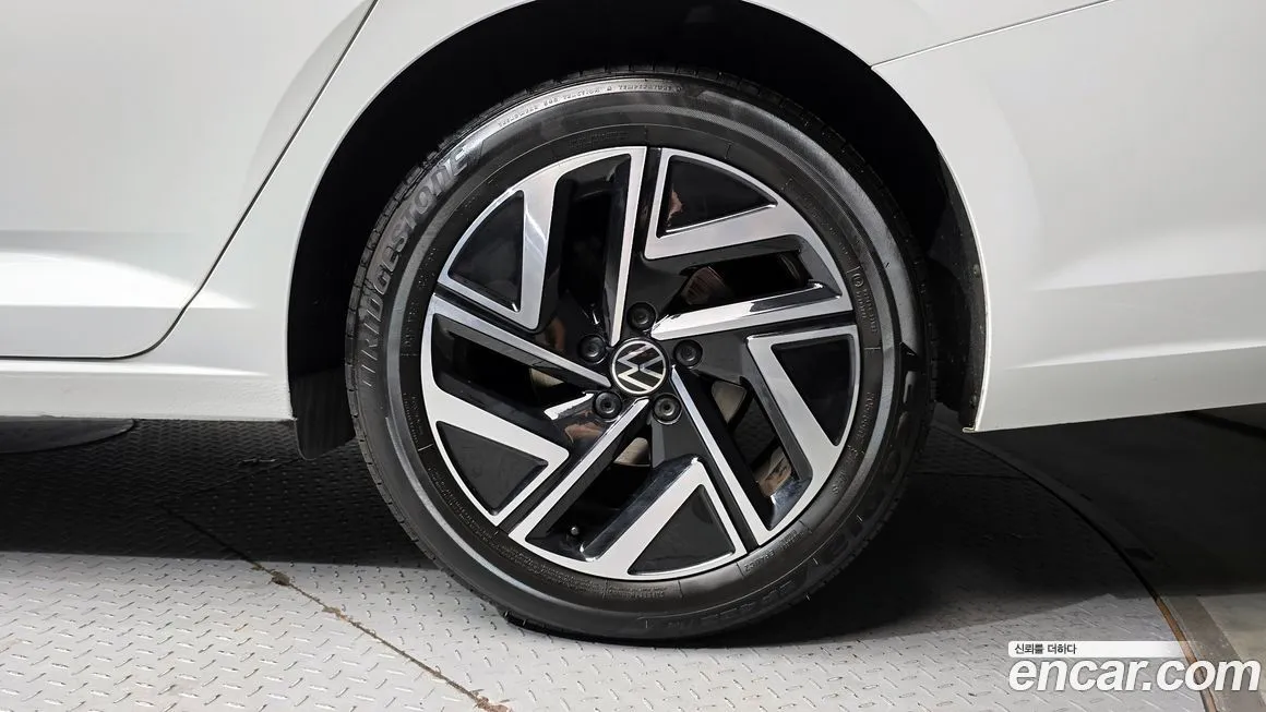 [object Object] Jetta 2023 из KR, фото 5