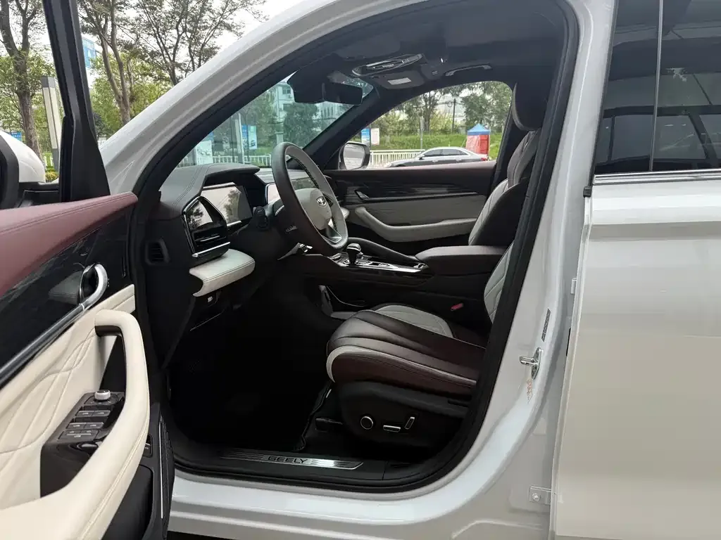 Geely Xingyue L 2022 из CN, фото 4