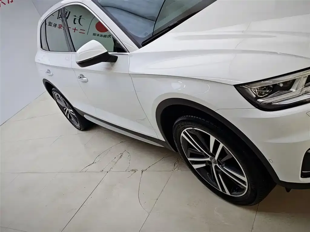 Audi Q5L 2021 из CN, фото 4