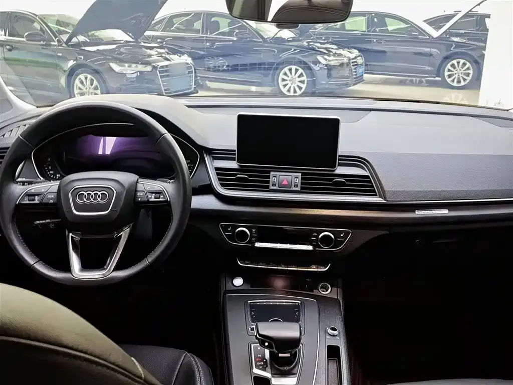 Audi Q5L 2021 из CN, фото 8